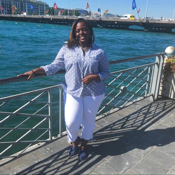 Meet your Posher, Leiah - Picture 5 of 8